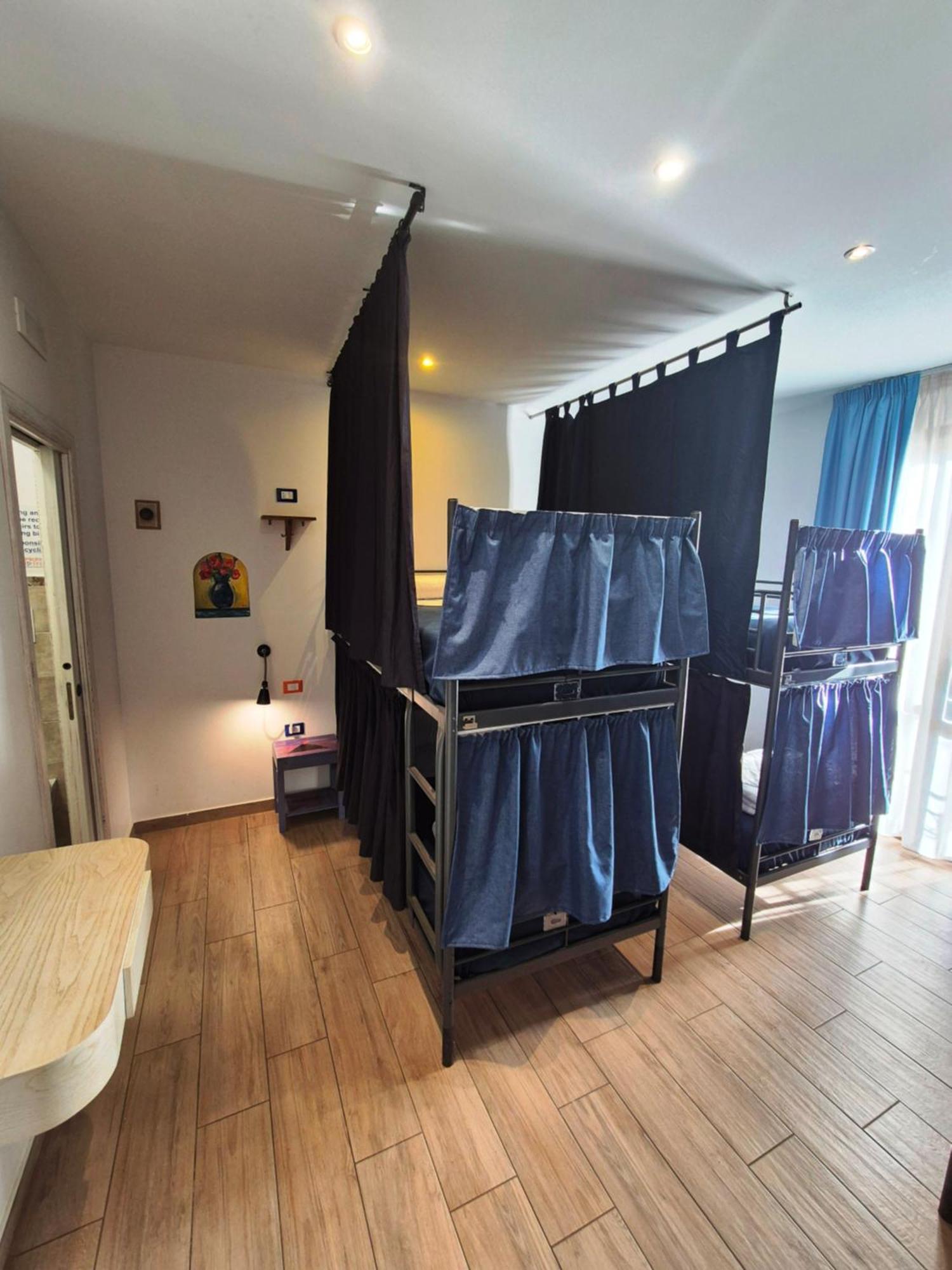 Timbuktu Hostel 圣维托罗卡波 外观 照片